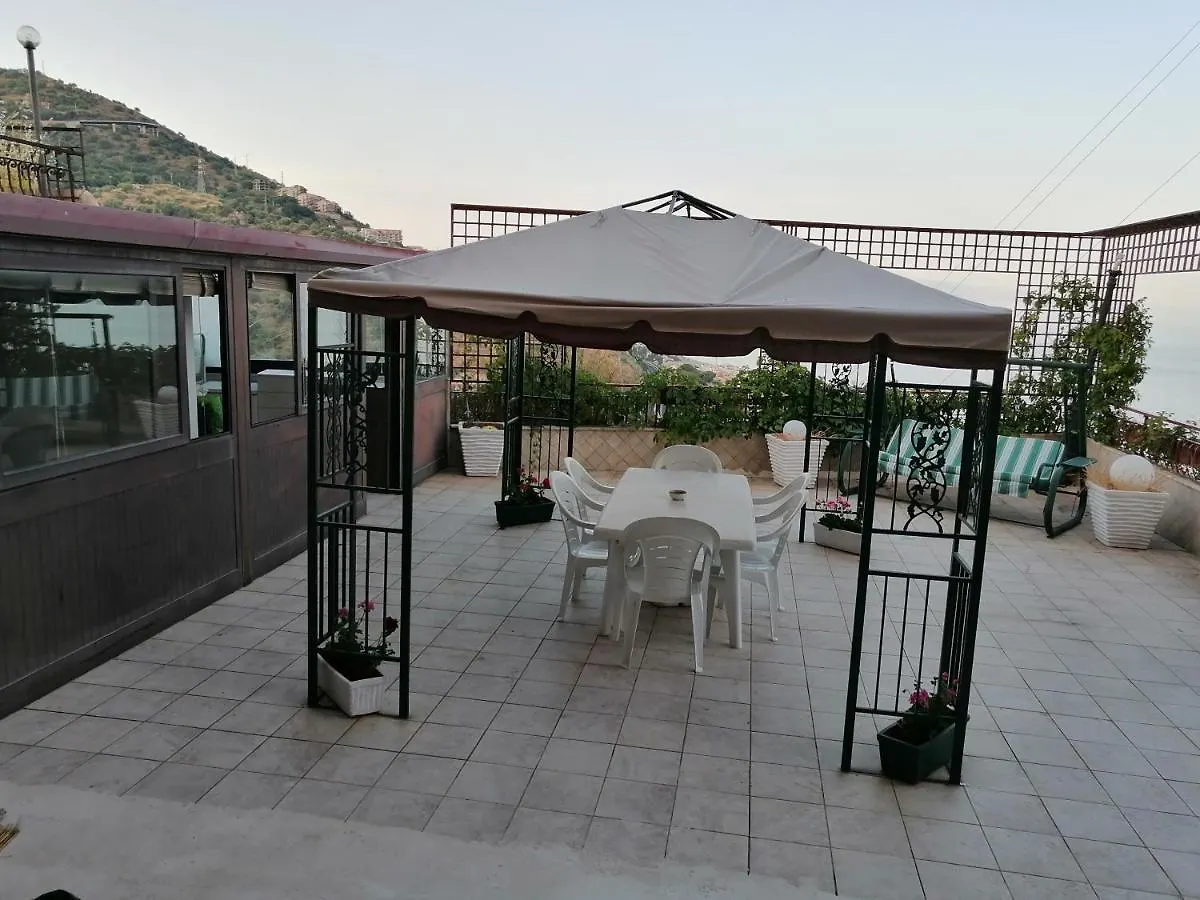Bruno'S Home - A Casa Di Bruno Letojanni 0*,  Italy